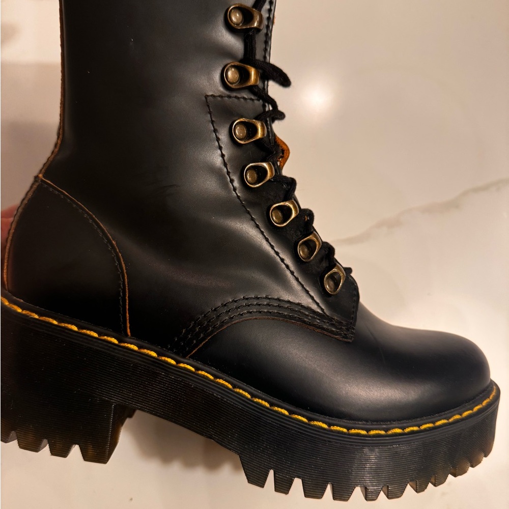 Dr. Martens women’s combat boots. VERY RARE! Excellent condition